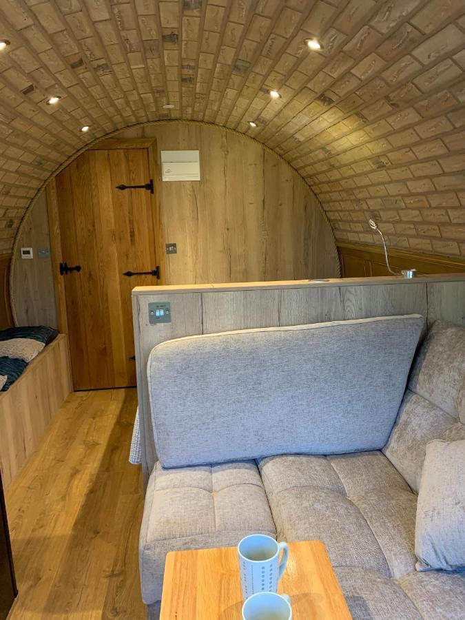 Romantic Escape Luxury Hobbit House With Hot Tub! Ширнесс Экстерьер фото