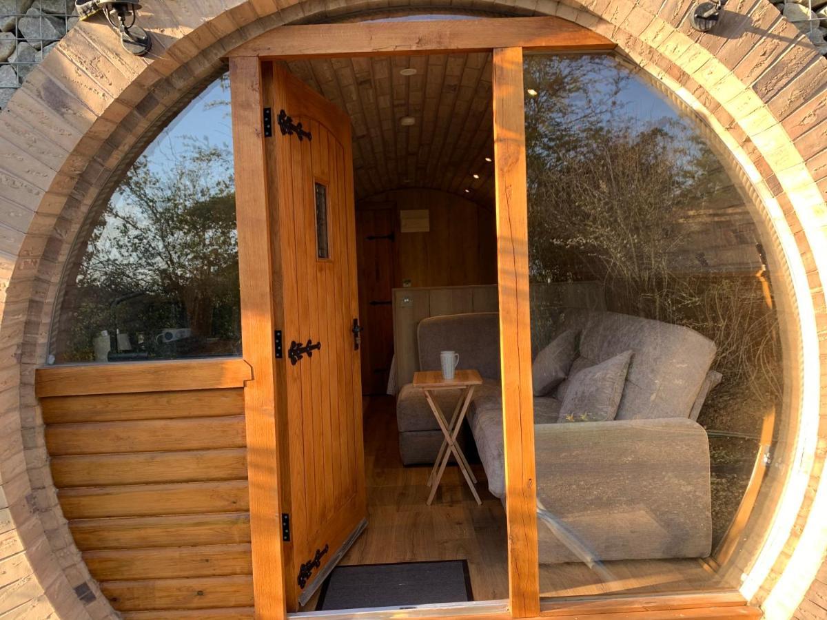 Romantic Escape Luxury Hobbit House With Hot Tub! Ширнесс Экстерьер фото